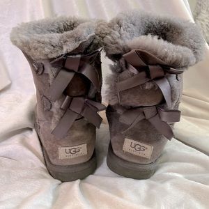 Uggs Womens Size 6